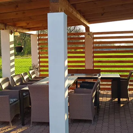 Dovolenkovy Dom Na Juhu Slovenska 펜션 Jahodná